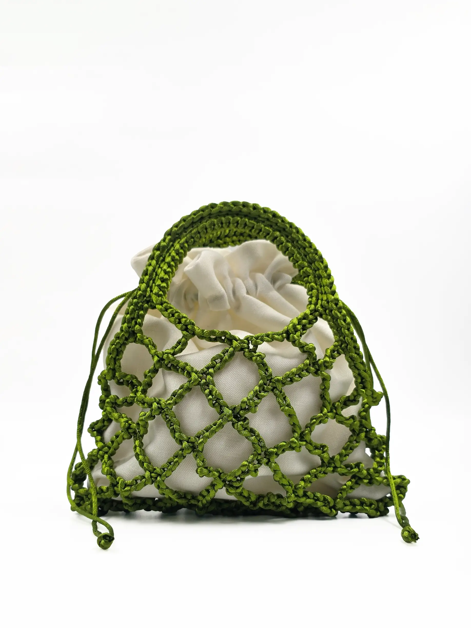 Matcha - Borsa a rete con manici integrati in coda di topo realizzata a mano